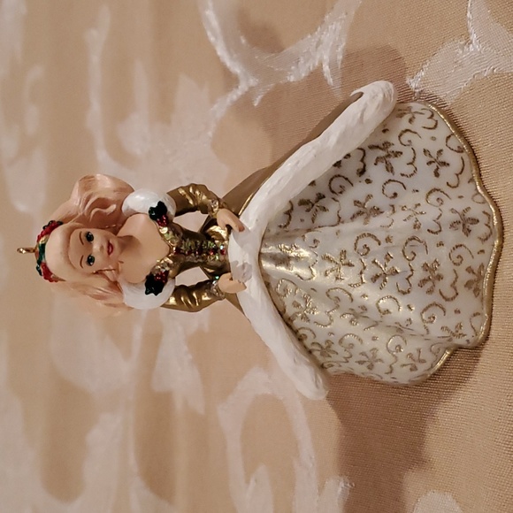 1994 Vintage Holiday Barbie Keepsake Ornament "Collector's Series" - Picture 2 of 10